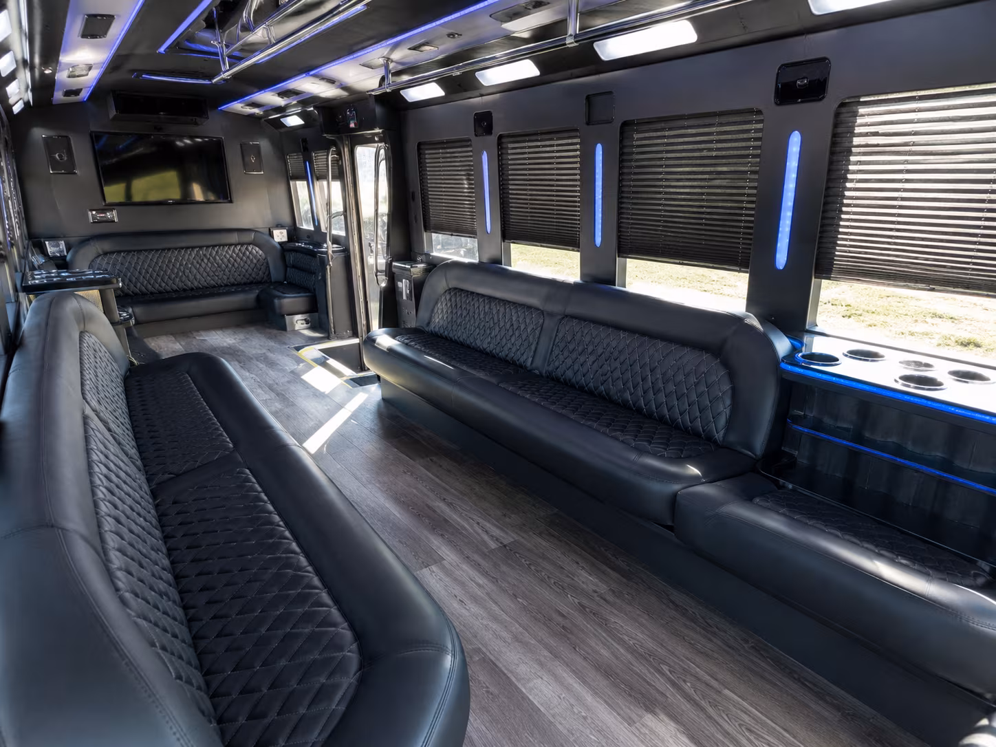 hit every photo stop in your huntsville party bus before the dance